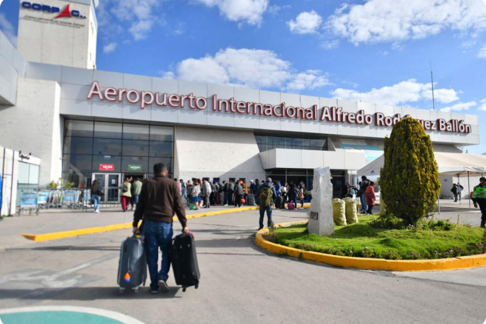 Arequipa - Aeropuerto Internacional Alfredo Rodriguez B.